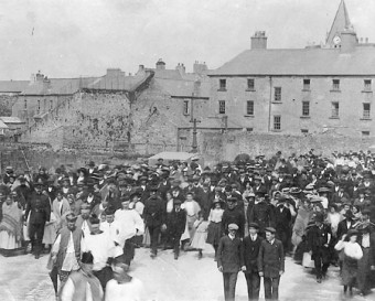 1910