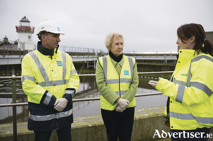 Advertiser.ie - Former mayor gets tour of Mutton Island treatment plant