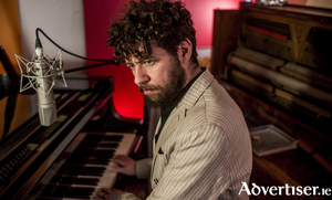 Declan O&#039;Rourke - singer-songwriter and now novelist. Piano:- Lawrence Watson