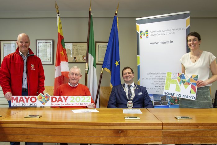 Signing the Green Your Festival Charter for Mayo Day 2022 were Cllr Blackie Gavin, Chair of the Climate, Environment and Emergency Services SPC, Padraig Walsh, Acting Director of Services Mayo County Council, Cllr Michael Smith, Cathaoirleach of Mayo County Council and Laura Dixon, Mayo County Council Climate Action Officer.