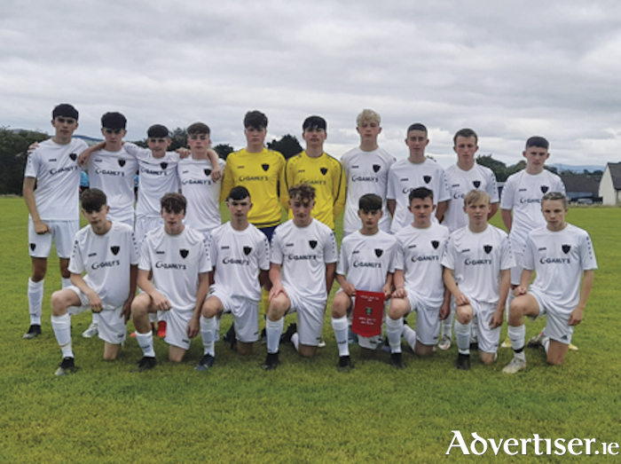 The Willow Park Under 15 playing squad who admirably competed in the prestigious Foyle Cup competition in Derry
