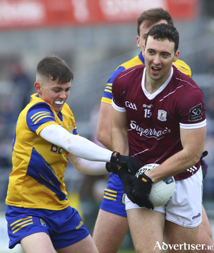 Galway&#039;s Eoin Finnerty and Roscommon&#039;s Robbie Dolan in action from the Allianz National Football League division one game at Pearse Stadium on Sunday. Photo:- Mike Shaughnessy