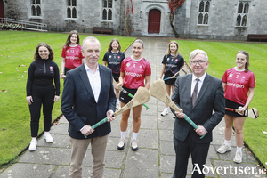 University of Galway Camogie players (L-R) Muireann O&rsquo;Reilly (Club Chairperson), Muireann Faherty, Niamh McPeake, Tiffanie Fitzgerald, Leah Gallagher and Lisa English with John Power, founder and chief executive of Aerogen and President of University of Galway Professor Ciar&aacute;n &Oacute; h&Oacute;gartaigh to announce the company&#039;s two-year sponsorship of University of Galway&#039;s Camogie Club.
Photo: Sean Lydon
