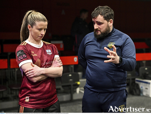 Galway United manager Phill Trill, right, in conversation with Lynsey McKey of Galway United at the launch of the SSE Airtricity League of Ireland 2024 season held at Vicar Street in Dublin. Photo by Sam Barnes/Sportsfile 