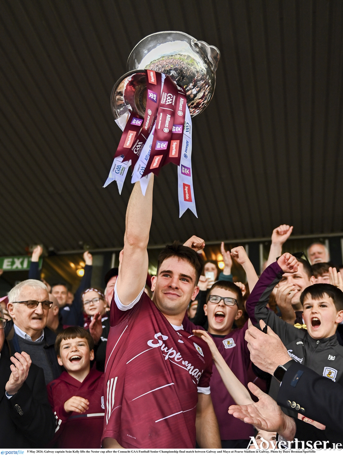 Galway captain Seán Kelly lifts the Nestor cup