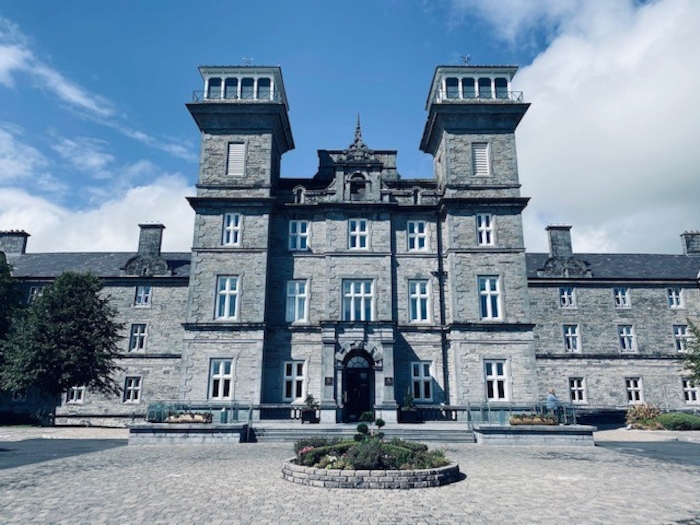 advertiser-ie-enjoy-the-delights-of-sligo-s-clayton-hotel