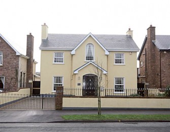 11 Na Cúilíní, Dr Mannix Road.