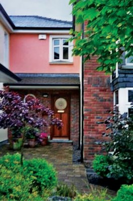 No 135 Dún na Carraige.
