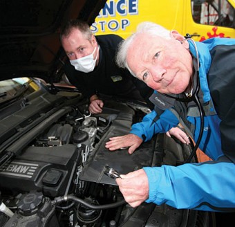 Picture (L-R), Declan Walsh, training manager of Advanced Pitstop and Gay Byrne, chairman of the Road Safety Authority, launching Advanced Pitstop's free five-point vehicle check in all its branches in 2009.