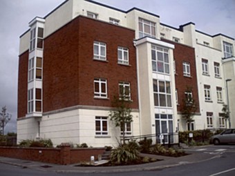 4 Altan, Western Ditributor Road