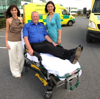 James Murray of Murray Ambulance Service is pictured with former Roses of Tralee Aoibhinn Ní Shuilleabháin and Mindy O’Sullivan at the launch of the company recently. Photo: Andrew Downes.
