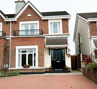 53 Roscaoin, Roscam.