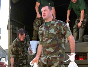 Army  crews battled to sandbag Ballinasloe this week. Pic: Hany Marzouk