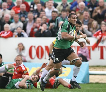 Connacht's George Naoupu about to score a try against Munster in action from the Magners League game at the Sportsground on Sunday. Photo:-Mike Shaughnessy