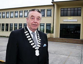 Cllr Conneely pictured after his 
re-election to the post of 
HSE West regional forum chairman.