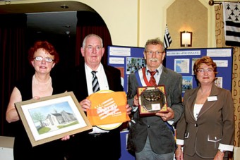 Pictured at the twinning were Gerardine Costello, chairperson of the Oranmore Town Twinning Association; (Picture painted by Nicole Cerruti); Tom Broderick, chairman, OCDA; Michel Lahuec; Elisabeth Auffret, president of Town Twinning Clohars-Fouesnant.