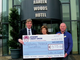 Lester McNamara of Raheen Woods Hotel presented Galway Hospice Representatives, Mary Tierney and Michael Craig with the "Life in Lights" campaign donation in Raheen Woods Hotel, last Thursday.  The citizens of the Athenry area raised almost €600 for the Hospice this Christmas season.