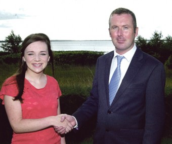 Pictured  is Ailbhe N&iacute; Chonaill&nbsp; with Se&aacute;n &oacute; Mainn&iacute;n - Acting Principal of&nbsp;Col&aacute;iste Muire, Tuar Mhic &Eacute;adaigh. Ailbhe&nbsp; got 600 points in her Leaving Cert 2013.&nbsp;