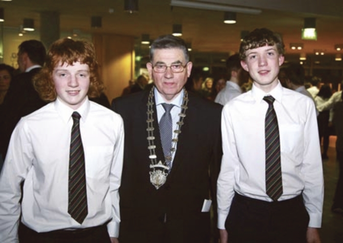 Nicholas Hamm and Ronan Murphy from Moate Community School Choir pictured with cathaoirleach of Westmeath County Council Cllr Paddy Hill at the civic reception on Monday. Photo: Thomas Gibbons