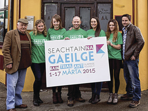 At the launch of Seachtain na Gaeilge 2015 were (LtoR): Ros na R&uacute;n&rsquo;s Diarmuid Mac an Adhastair; Seachtain na Gaeilge&rsquo;s Sin&eacute;ad Sexton and Karla Regan; and Ros na R&uacute;n actors Ciabh&aacute;n &Oacute; Murch&uacute;, Seona Tully, Laura Walpole, and P&oacute;l &Oacute; Gr&iacute;ofa.