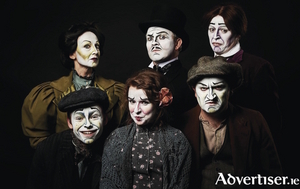 The cast of Dublin By Lamplight.