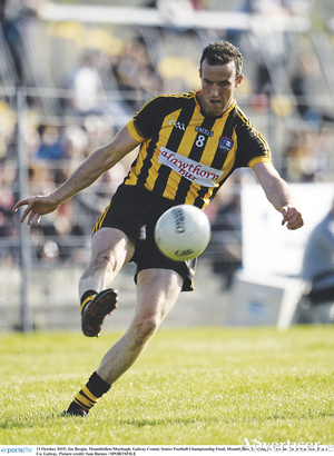 Mountbellew&#039;s Joe Bergin, who played at midfield in the drawn All-Ireland final in 2000  with Galway, is still going strong around the middle for his club 17 years later....and still searching for a first ever senior club medal.  Will Sunday be the day it finally happens? 