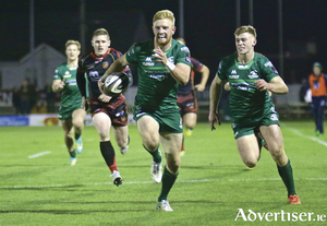 Connacht&#039;s Darragh Leader scored a try against Dragons in action from the Guinness PRO14 game at the Sportsground, Saturday. Photo:-Mike Shaughnessy