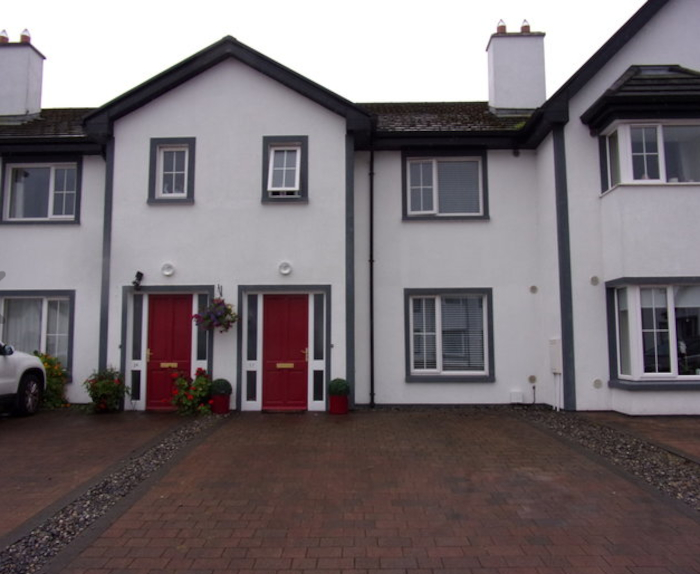Advertiser.ie Three bed town house close to Castlebar town centre