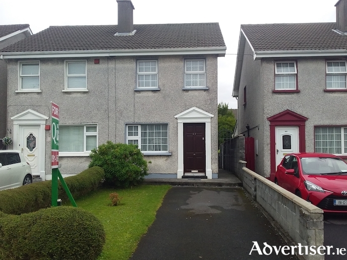 Advertiser.ie Superb home in Sandyvale Lawn