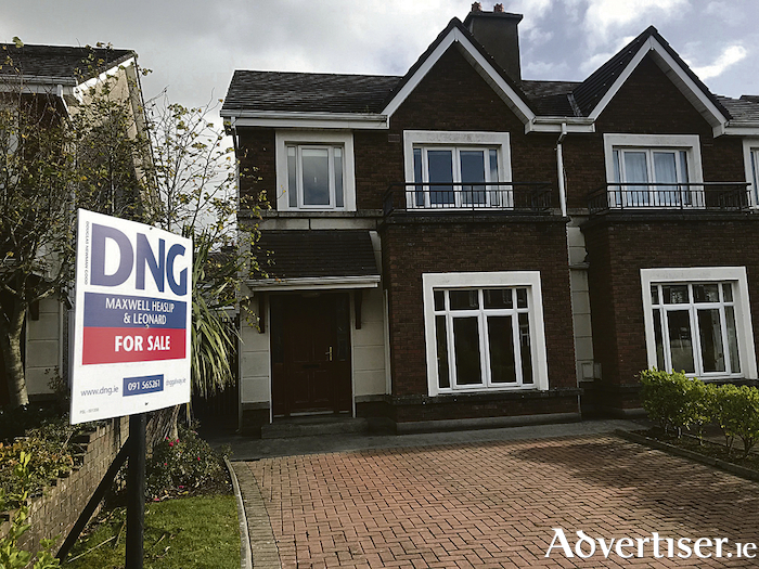 Advertiser.ie Four bed semi in Roscam