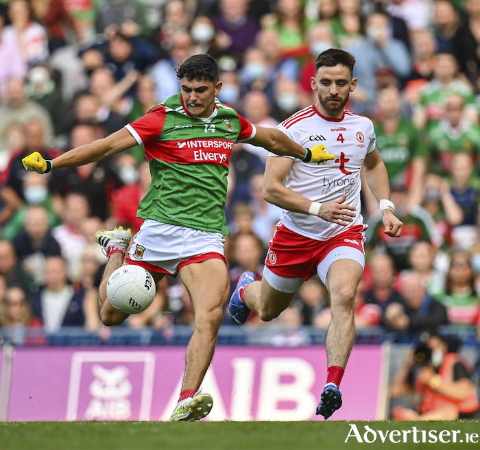 Letting fly: Tommy Conroy of Mayo in action against Pádraig Hampsey of Tyrone during the GAA Football All-Ireland Senior Championship Final. Photo: Seb Daly/Sportsfile.