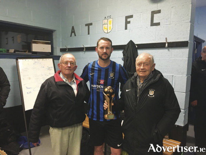 Athlone Town’s Kurtis Byrne received his media ‘Player of the Year’ award from John Dingle and Liam Gaffey