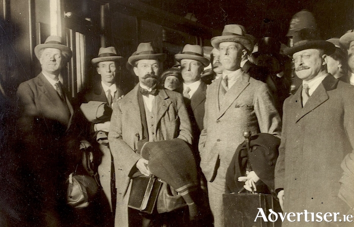 Sinn Fein delegates returning from the Treaty negotiations in 1921.