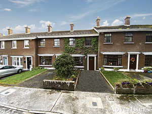 No 6 St Ronan's Close.