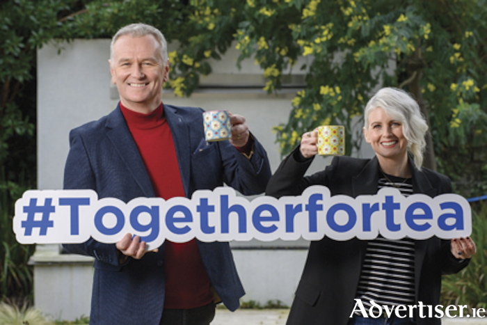 The Alzheimer Society of Ireland (ASI), along with their ambassadors, RTÉ stars Dáithí Ó Sé, and Sinead Kennedy is urging the people of Athlone and County Westmeath to host a Tea Day marking Alzheimer’s Tea Day Comeback year on Thursday, May 5. 