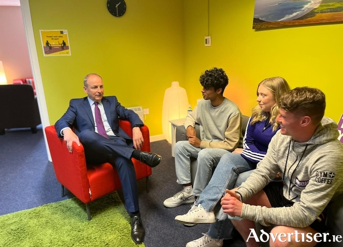 Checking in: An Taoiseach Micheal Martin visited Mindspace Mayo in Castlebar this week to discuss early intervention in youth mental health and the Mindspace model of service. The Taoiseach had the opportunity to meet members of the Mindspace team, youth panel and HSE management who spoke to him about the successes and ongoing plans for Mindspace.