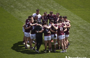 26 June 2022; The Galway team huddle ahead of the GAA Football All-Ireland Senior Championship Quarter-Final match between Armagh and Galway at Croke Park, Dublin. Photo by Daire Brennan/Sportsfile