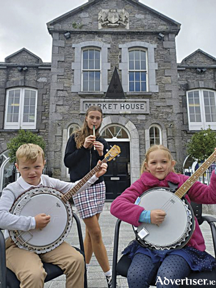 Oisín Wallace, Ellen Connaire and Nicole Reynolds get into the traditional Irish music mood as Mullingar prepares to welcome Fleadh Cheoil na hEireann 2022