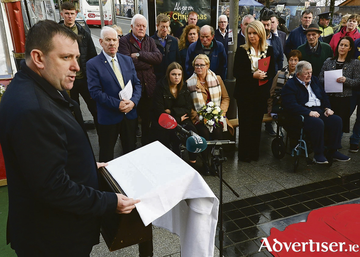Garda Detective Superintendent Shane Cummins pictured yesterday when he appealed for information at the unveiling of a plaque in memory of Eileen Costello O’Shaughnessy on Wednesday at the Eyre Square raxi rank. Eileen was murdered while working as a taxi driver on November 30 1997. Photo:- Mike Shaughnessy