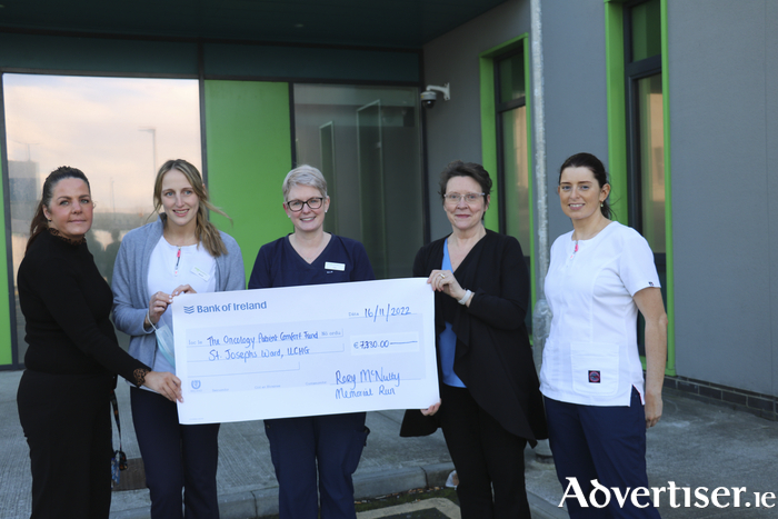 Pictured at the presentation, from left: Mairead Hannon, Ward Clerk; Niamh Brennan, Staff Nurse; Tina O Donnell, CNM2; Ellen Wiseman, Assistant Director of Nursing; and Aoife Gibsey, Staff Nurse.