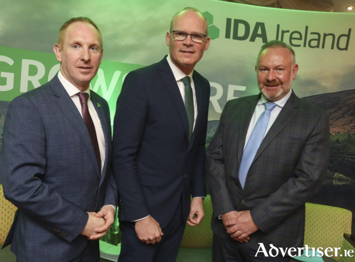Pictured at the announcement in Athenry were Michael Lohan, IDA, Minister Simon Coveney and Barry Regan of Dexcom. Photo: Aengus McMahon