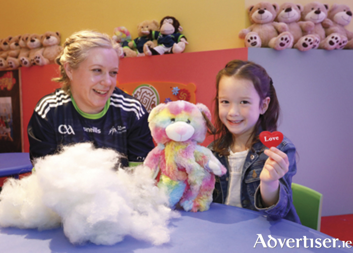 Young Westmeath GAA fans will have a ‘furry’ good time at the GAA Museum’s Teidí Tour as they get the chance to make their very own sports bear at the GAA Museum, followed by a guided tour of Croke Park stadium with their cuddly friend. 