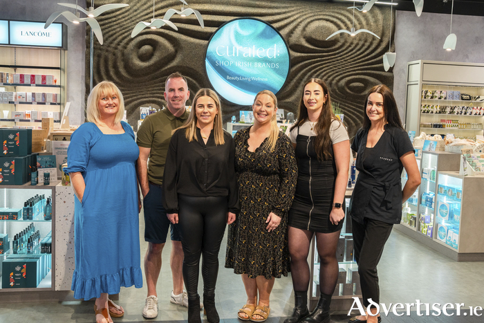 The sky’s the limit for local Irish brands in Shannon Duty Free’s new Beauty, Living and Wellness area called Curated. Pictured left to right is Yvonne Daly (Mervue), Evan Talty (Wild Irish Seaweed), Chantelle Keane, Danielle Kenneally and Aisling Kenneally (Wix & Wax Ireland) and Orla Kenny (Seabody),whose products are all featured in Duty Free's new Curated section. IMAGE NO REPRO FEE.The sky’s the limit for local Irish brands in Shannon Duty Free’s new Beauty, Living and Wellness area called Curated. Pictured left to right are Yvonne Daly (Mervue), Evan Talty (Wild Irish Seaweed), Chantelle Keane, Danielle Kenneally and Aisling Kenneally (Wix & Wax Ireland) and Orla Kenny (Seabody), whose products are all featured in Duty Free's new Curated section. Pic by Stephen O’Malley