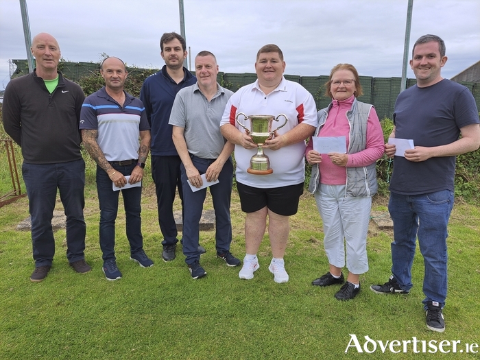  Prize winners in the Mellows' pitch and putt Scratch Cup:  (l-r) Donal Tarpey, Dermot Tuohy, Barry Goery, Sean O'Connor,  winner Kieran Earls, Margaret O'Donovan, and Ian O'Regan. 