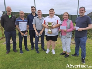  Prize winners in the Mellows&#039; pitch and putt Scratch Cup:  (l-r) Donal Tarpey, Dermot Tuohy, Barry Goery, Sean O&#039;Connor,  winner Kieran Earls, Margaret O&#039;Donovan, and Ian O&#039;Regan. 
