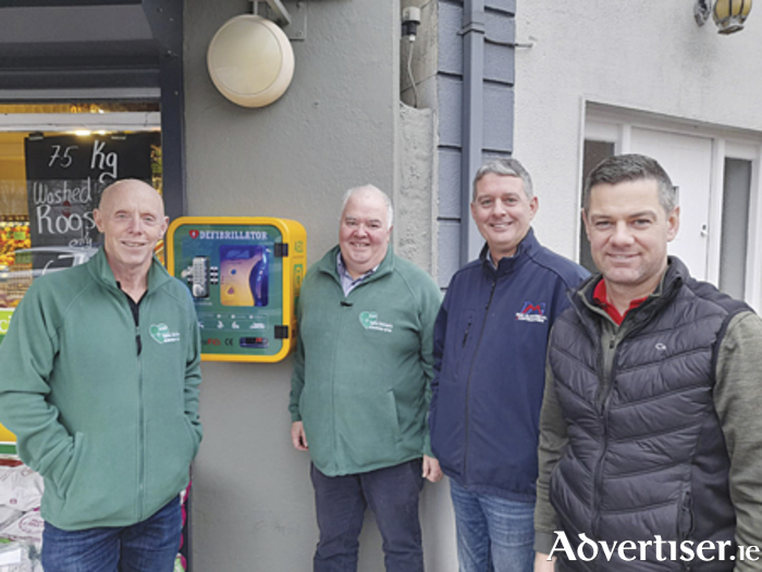 Pictured following the installaton of a new defibrillator at Lennon’s Fruit & Veg store on Northgate Street are l-r, John Bruton AED, Cllr John Dolan AEDG, David McGovern DMG and Mark Lennon, Proprietor, Lennon’s Fruit & Veg
