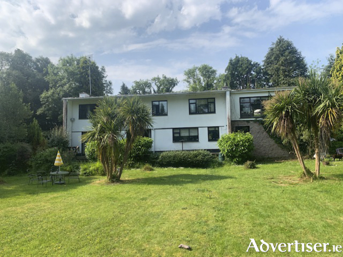 The Glens, Bushypark.