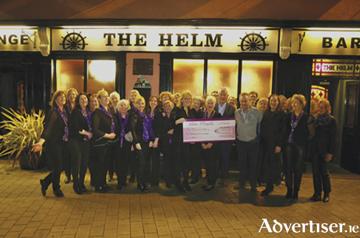 Athlone A Cappella was delighted to raise €1,500 towards the Mayo Roscommon Hospice on a recent visit to Westport and presented the cheque proceeds to Seamus Moran from the Hospice Board of Directors, along with Vinny Keogh of The Helm Bar and his daughter Ciara.