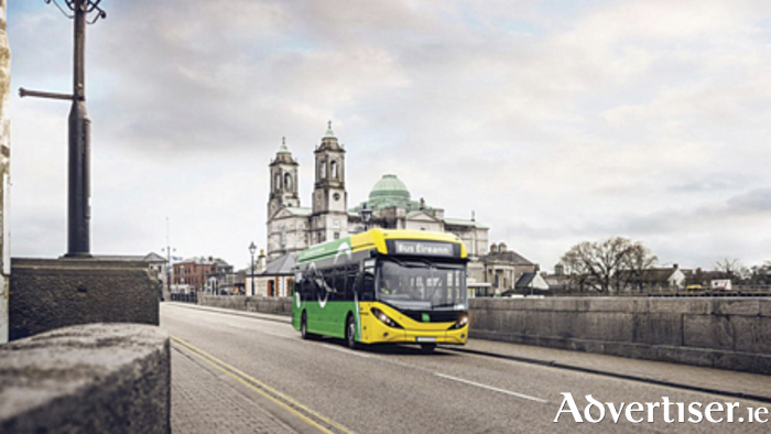 Bus Éireann and the National Transport Authority (NTA) are marking one year since the launch of Ireland’s first all-electric town service in Athlone town.