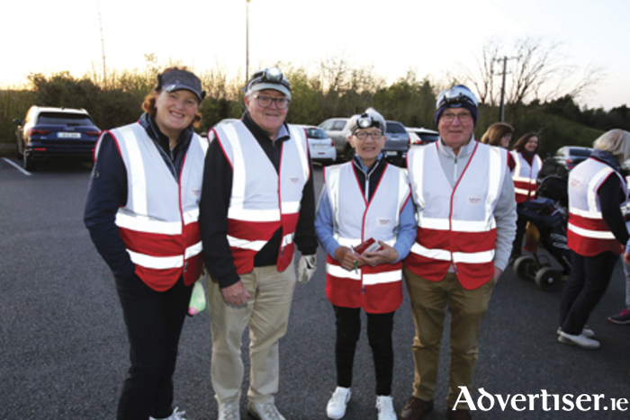 Pictured, l-r, Noirin O’Rourke, Eamonn Kenny Athlone GC President, Lily O’Sullivan and Denis O’Sullivan
